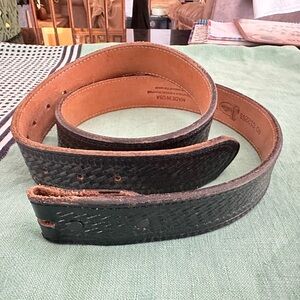 Justin Boots Bronco basket weave belt